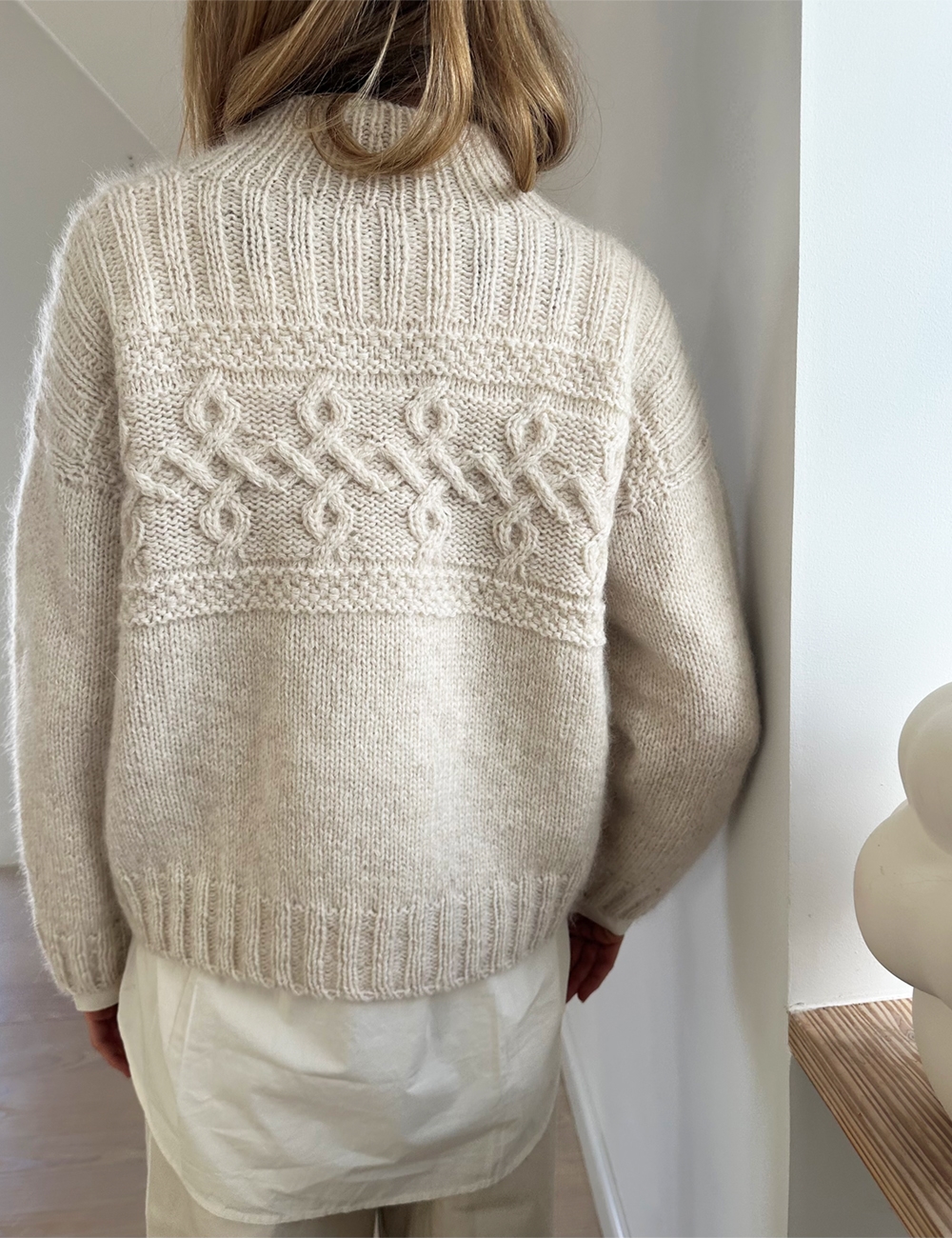 Edith sweater - strikkekit i Adonia og Cava fra Garna - Billede 2